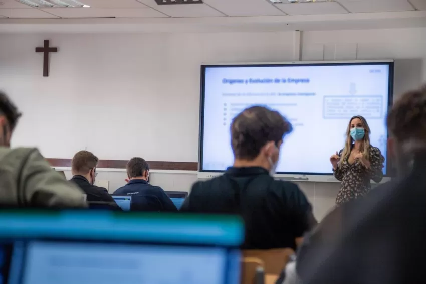 Abierta la inscripción para las Olimpiadas Científicas UCAM 2022