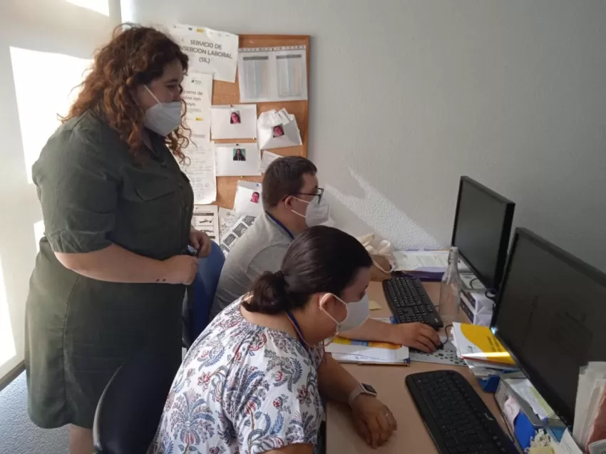 Acuerdo para prorrogar el convenio de prácticas para personas con discapacidad en centros de la Comunidad