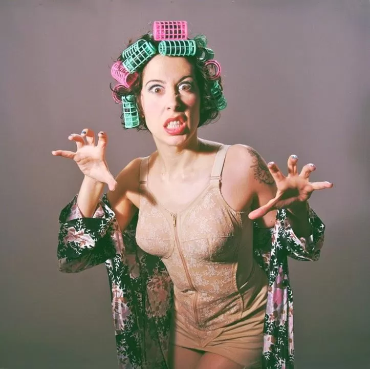 Ana Elena Pena se sube este lunes al escenario de los 'Lunes Literarios'