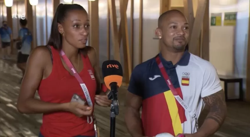 Ana Peleteiro corrige a Ray Zapata: “No somos de color, somos negros”