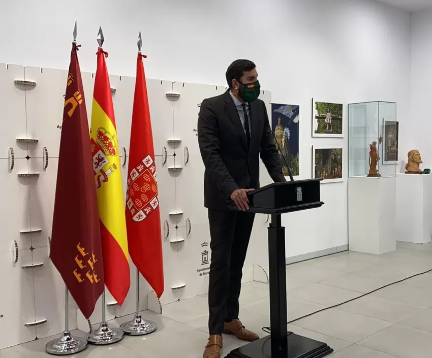 Antelo (Vox) asegura su oposición a las políticas del PSOE y a las medidas "comunistas" de Podemos