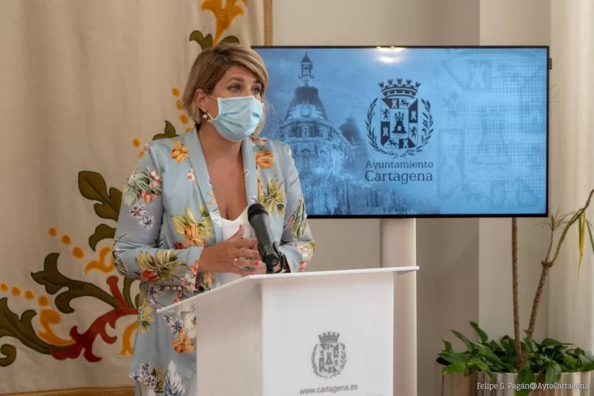 Arroyo pedirá a Ribera "trabajar en cortar la entrada de agua al Mar Menor" como "principal reivindicación"