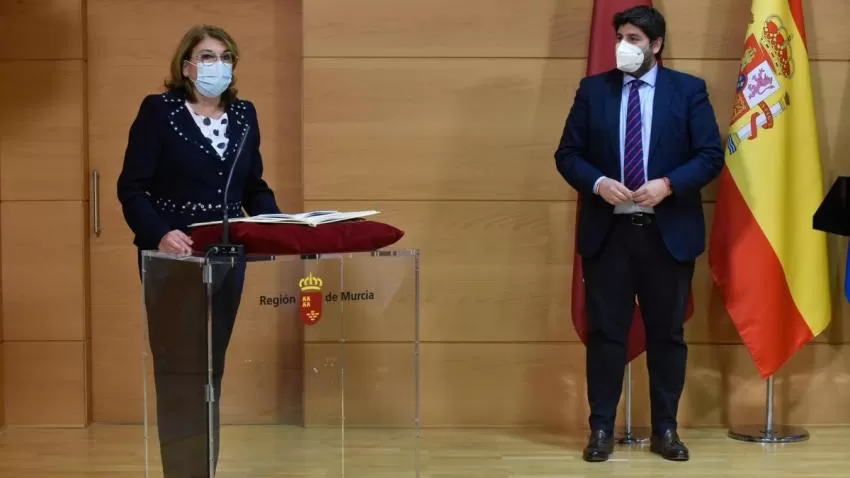 Campuzano dice que las empresas transporte escolar "están mal asesoradas y no había necesidad de suspender el servicio"