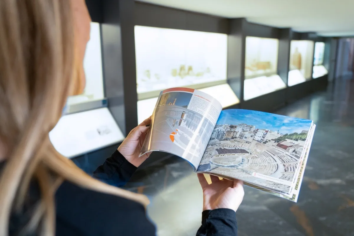 Cartagena estrena una guía turística con todos los recursos arqueológicos de la ciudad