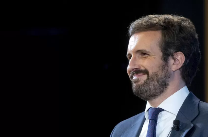 Casado defiende la prisión permanente revisable y pide al Gobierno "dejar de atacarla" al ser "justa y constitucional"