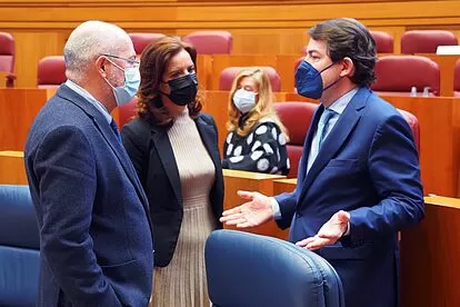 Castilla y León se suma a la moda de la moción de censura