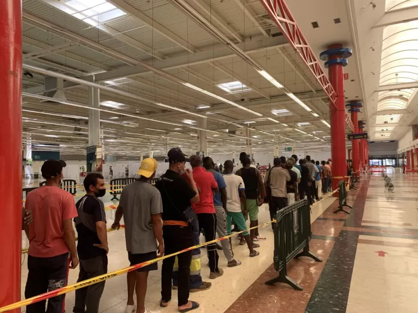 Cientos de personas de colectivos vulnerables se vacunan hoy en Cartagena