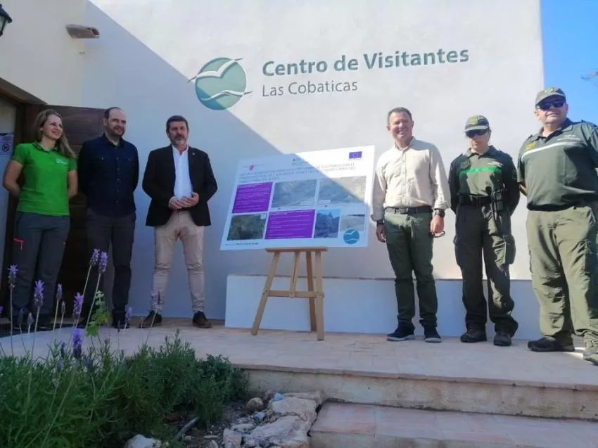 Comunidad invierte 280.000 euros en la reparación de 5,8 kilómetros de la red viaria del Parque Regional de Calblanque