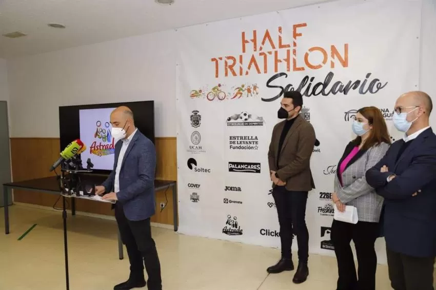 Dani Rovira, Paco Roncero y Ramón Arroyo correrán en la Región de Murcia para recaudar fondos para Astrade