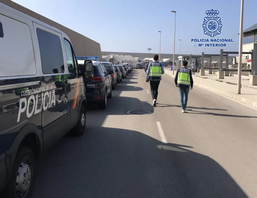 Detenido un 'paterista' por transportar personas de forma irregular desde Argelia a las costas de la Región