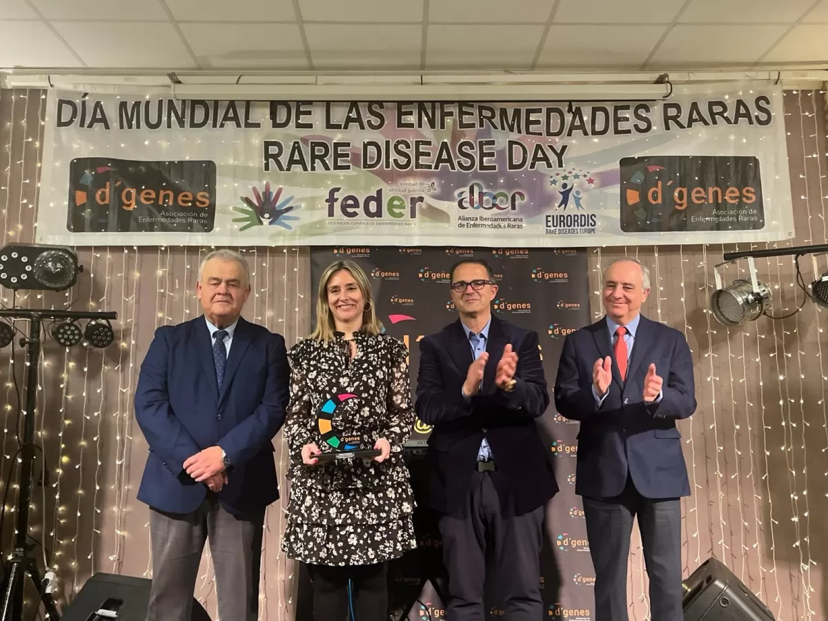 D’Genes distingue a la consejera de Política Social, Conchita Ruiz, por su apoyo a las personas con enfermedades raras 