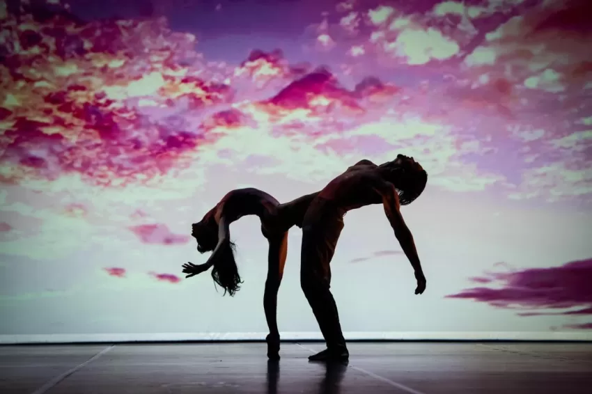 El Auditorio regional recibe este sábado el espectáculo 'Fordlandia', de la bailarina Lucía Lacarra