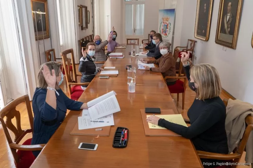 El Ayuntamiento cifra en 1.375.936 euros los daños y perjuicios ocasionados por la concesionaria de limpieza