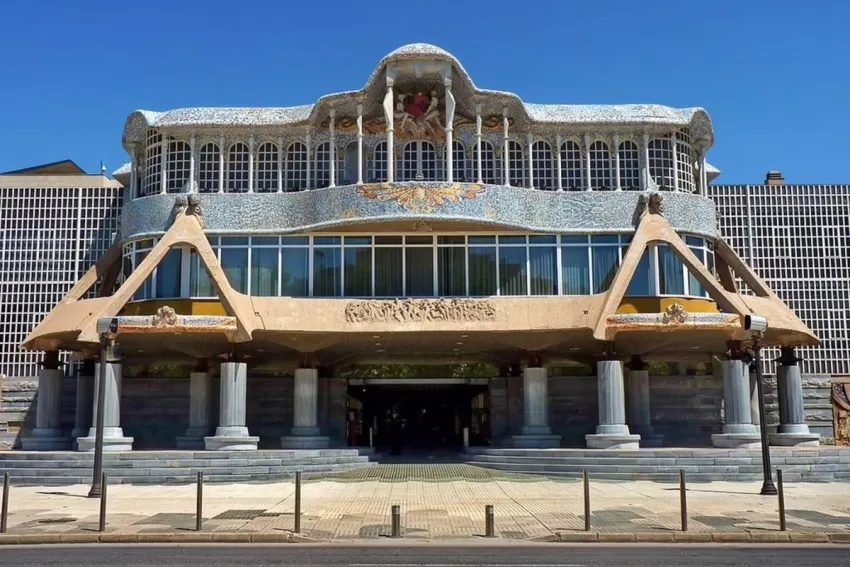 El Ayuntamiento de Cartagena concede la licencia para reformar la cubierta de la Asamblea Regional