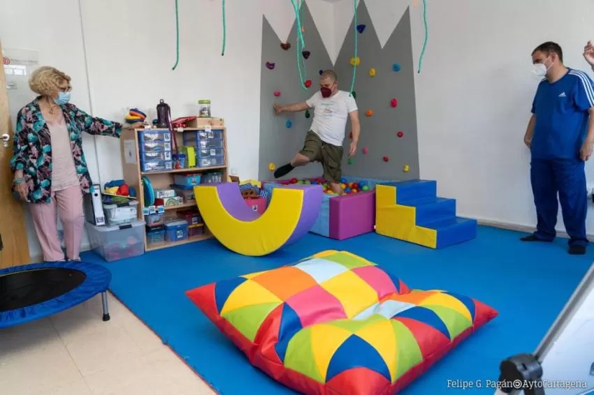 El Ayuntamiento de Cartagena subvenciona la nueva sala de integración sensorial de Astrade