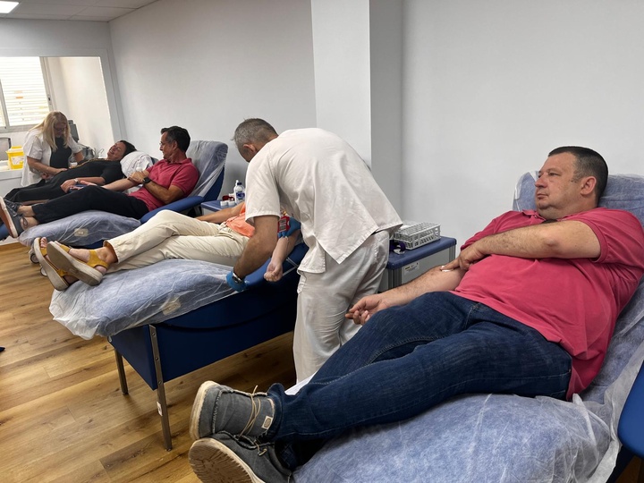El Centro Regional de Hemodonación refuerza su campaña de verano para asegurar las donaciones de sangre