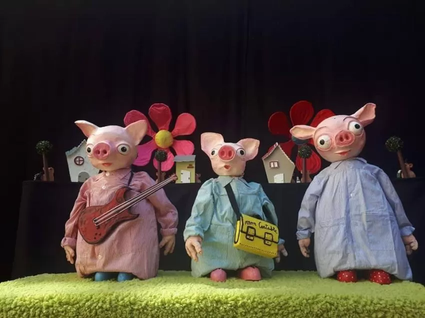 El Ciclo de Títeres del Teatro Villa de Molina ofrece, este domingo, la representación de "Las Tres Cerditas"