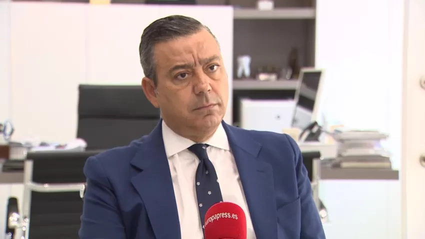 El Consejo General de Dentistas denuncia ante la AEMPS a varias empresas por vender alineadores dentales directamente al público