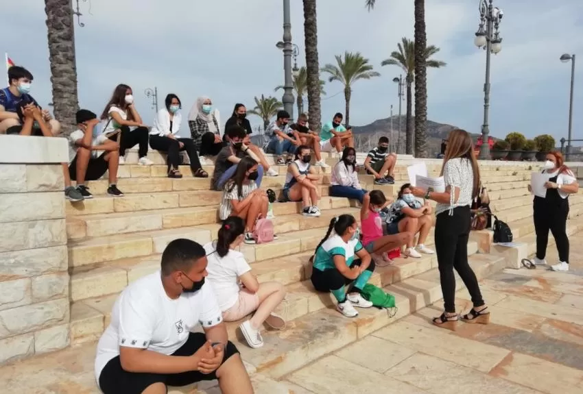 El Consejo Municipal de Infancia y Adolescencia de Cartagena despide el curso con un paseo en el barco turístico