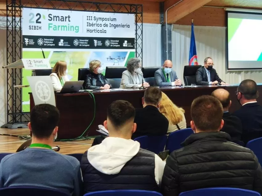 El director del IMIDA pone en valor el papel de la inteligencia artificial en la producción agrícola y la sostenibilidad