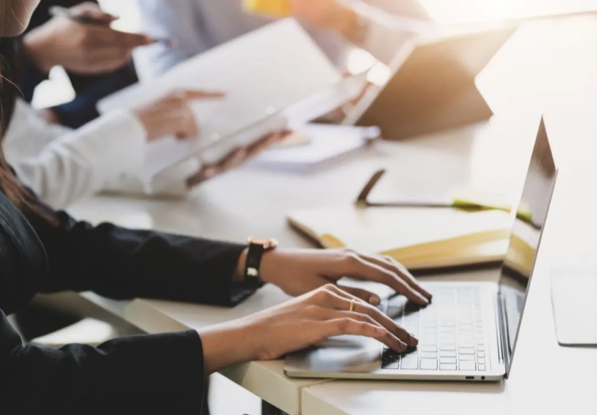 El empleo femenino aumenta en la Región en más de 8.000 trabajadoras en el último año