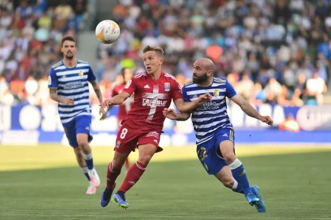 El FC Cartagena cae en El Toralín en un partido con muchas alternativas