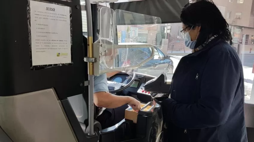 El Gobierno aprobará la retirada de las mascarillas en el transporte público el 7 de febrero