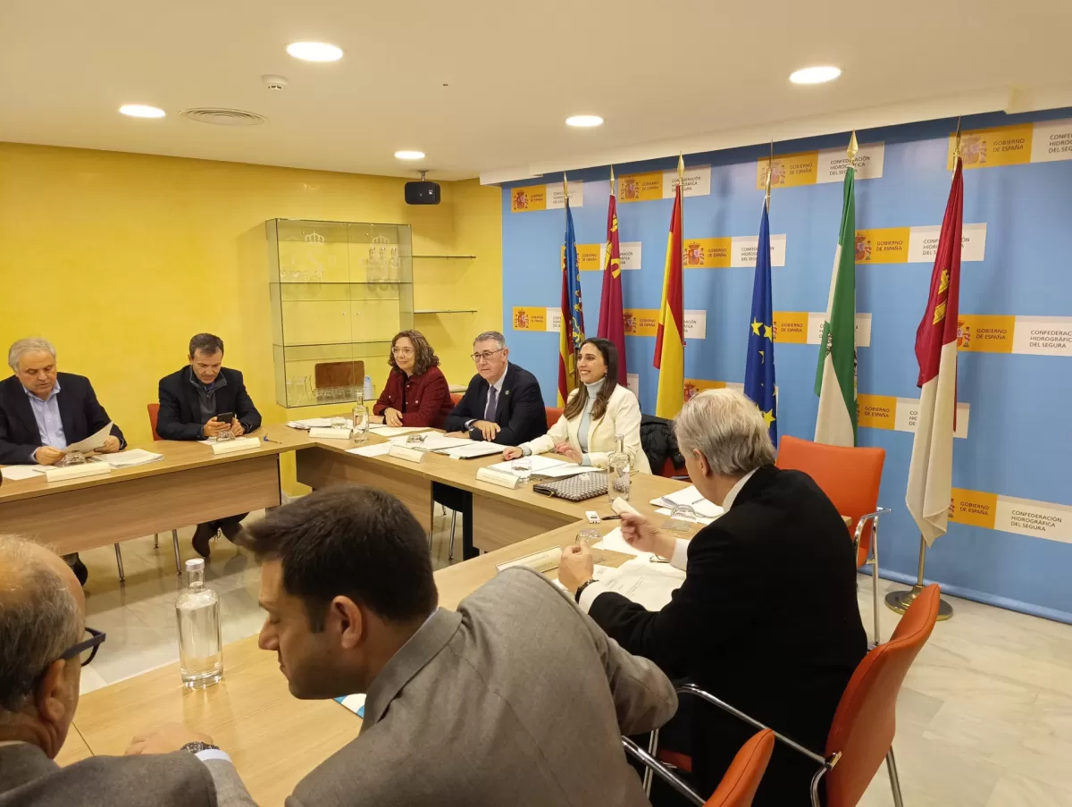 El Gobierno regional exige a la CHS la apertura inmediata de los pozos de sequía