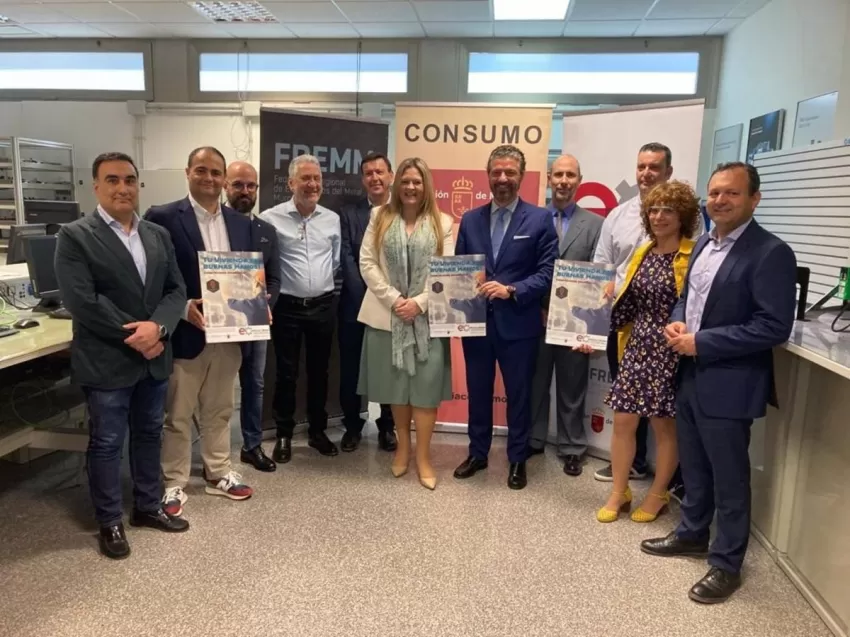 El Gobierno regional y Fremm amplían el sello 'Empresa de confianza' al sector de la construcción