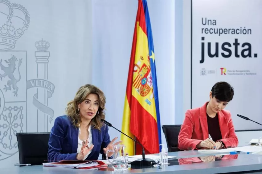 El Gobierno transferirá 400 millones a las CC.AA. hasta 2023 para el bono social joven, 17,6 a la Región de Murcia