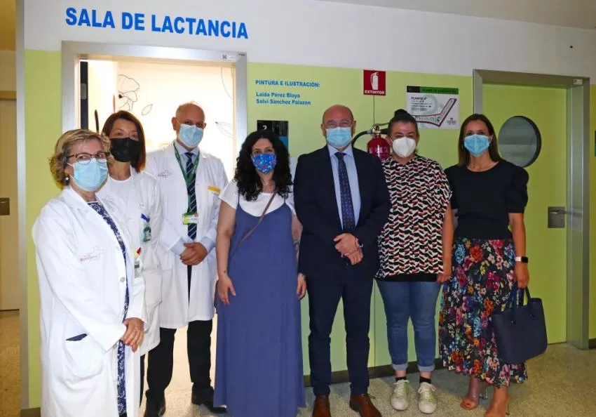 El hospital universitario Reina Sofía estrena una sala de maternidad y lactancia