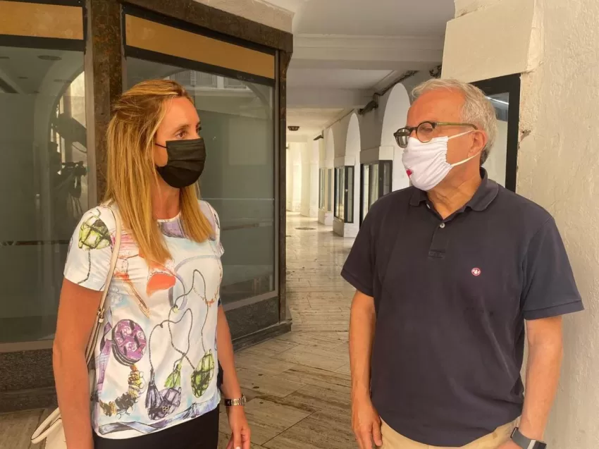 El PP de Murcia critica la "improvisación, parálisis y descomposición" desde que gobiernan PSOE y Cs