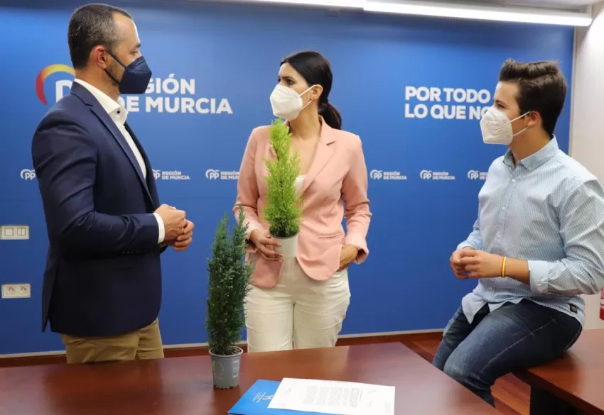 El PP impulsa la plantación de árboles para fomentar la participación ciudadana en la lucha contra el cambio climático