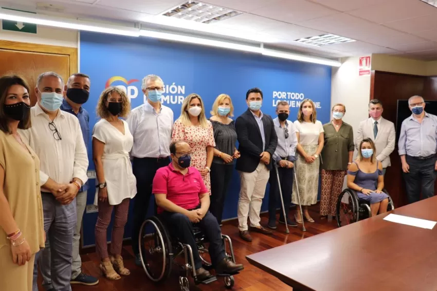 El PPRM inicia la elaboración del libro blanco de 'Acción Social y Estado del Bienestar'