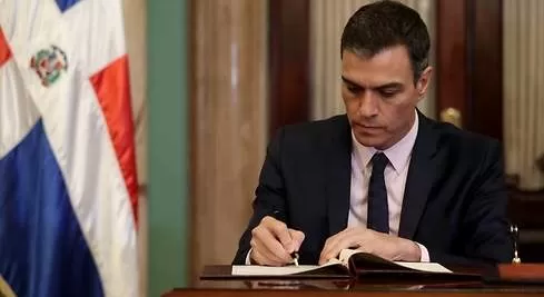 El presidente del Gobierno firma la nueva Directiva de Defensa Nacional