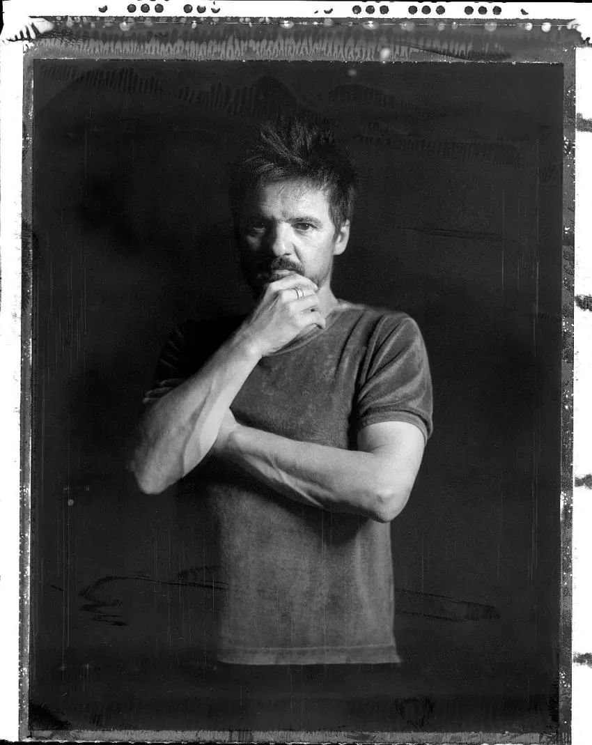 El Romea acoge esta semana el último espectáculo de Coque Malla y una nueva versión de la comedia negra de Laila Ripoll ‘Atra Bilis’