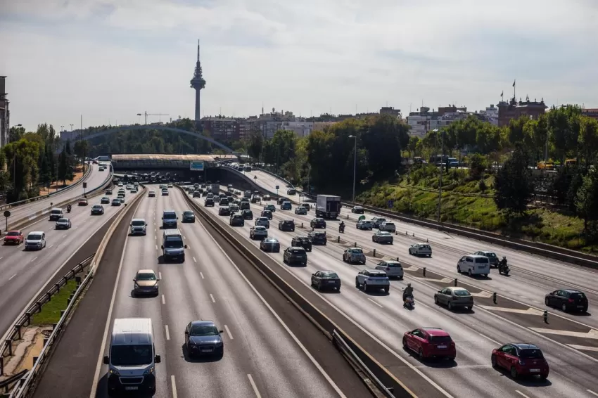El tráfico aumenta un 42% en las últimas 24 horas a las puertas del primer fin de semana sin restricciones