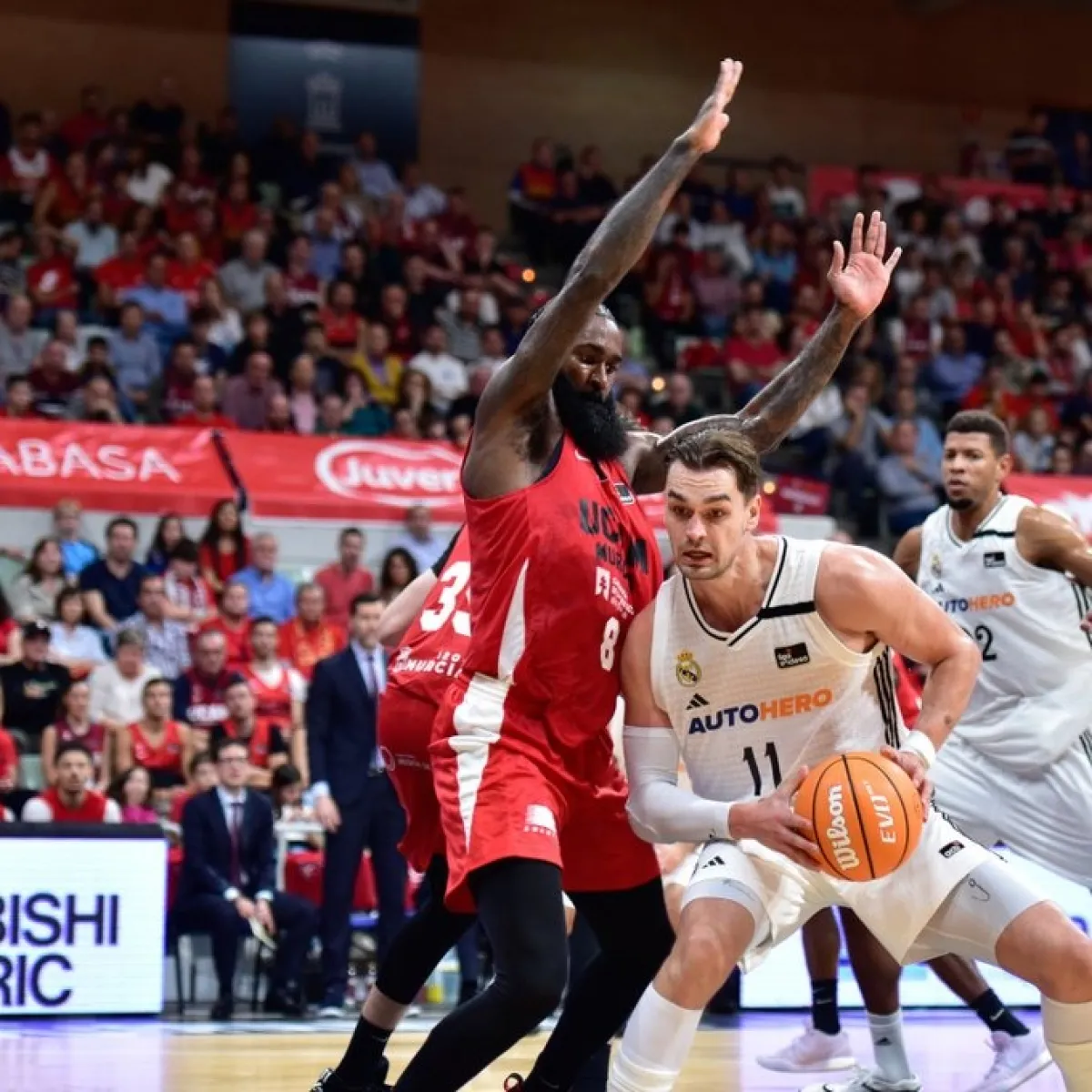 El UCAM Murcia cae ante el Real Madrid en el Palacio