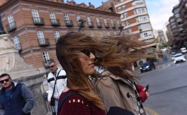 Este jueves habrán rachas de viento que pueden alcanzar los 70km/h