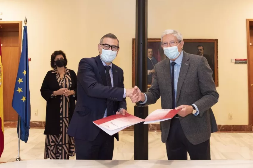 Estudiantes de la UMU harán actividades de voluntariado para la Asociación Española Contra el Cáncer