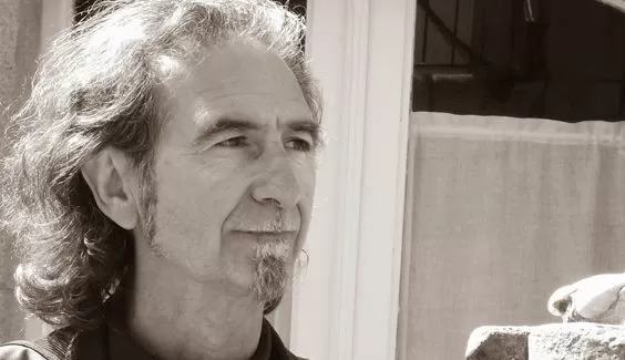 Eugenio Castro traslada su ‘Elocuencia de lo sepulto’ a Cartagena