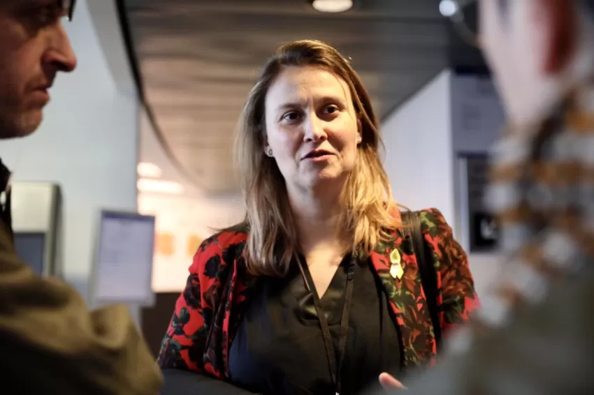 La exconsellera huida, Meritxell Serret, se entrega al Tribunal Supremo