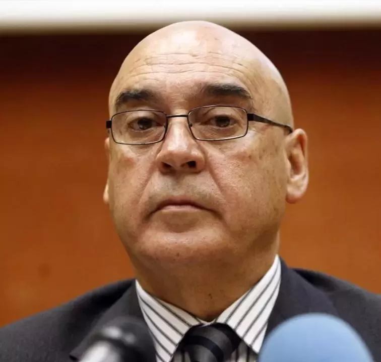 Exdirigentes del PSOE firman un comunicado en contra de la Ley de Memoria Democrática y el pacto con Bildu