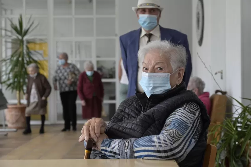 Expertos defienden "el acompañamiento como derecho fundamental ante la crisis de soledad" de mayores con discapacidad
