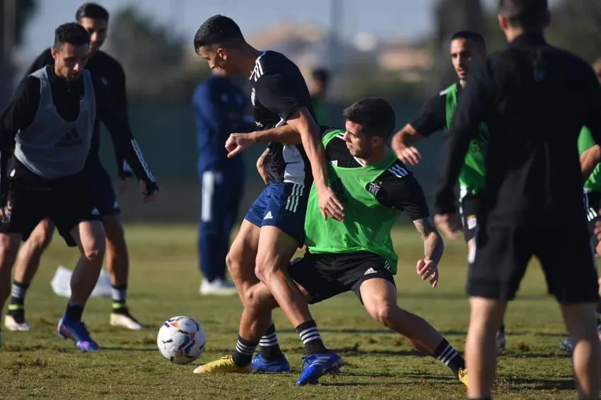 FC Cartagena y RCD Mallorca buscan tres puntos con destinos muy diferentes