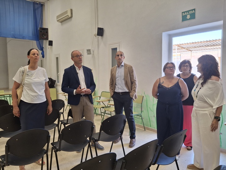 Finalizan las obras de mejora del aislamiento e instalación de placas solares del IES Ricardo Ortega de Fuente Álamo