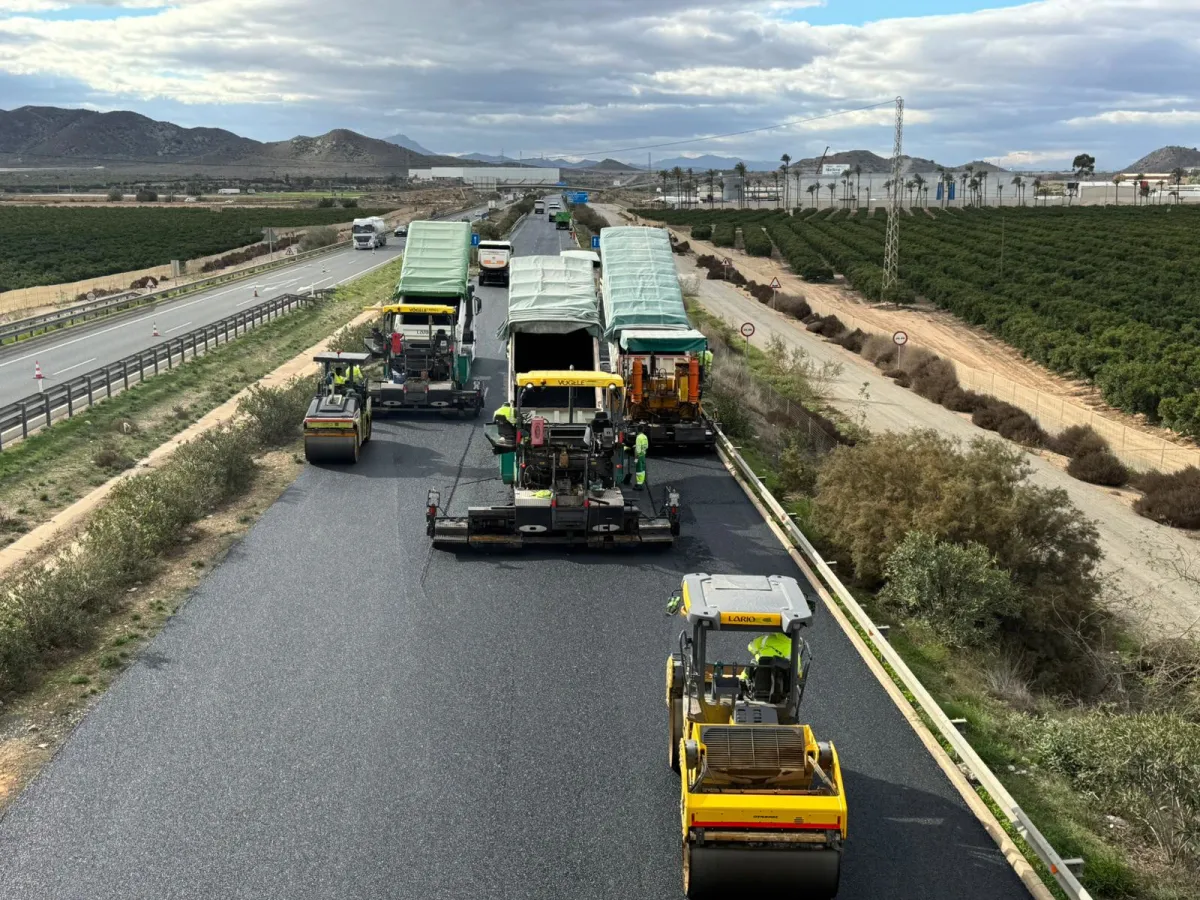 Fomento mejora la seguridad de la autovía que une Alhama de Murcia y el Campo de Cartagena
