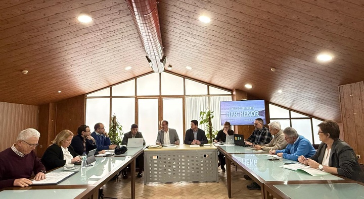 Fomento analiza 87 alegaciones al Plan de Ordenación Territorial del Mar Menor