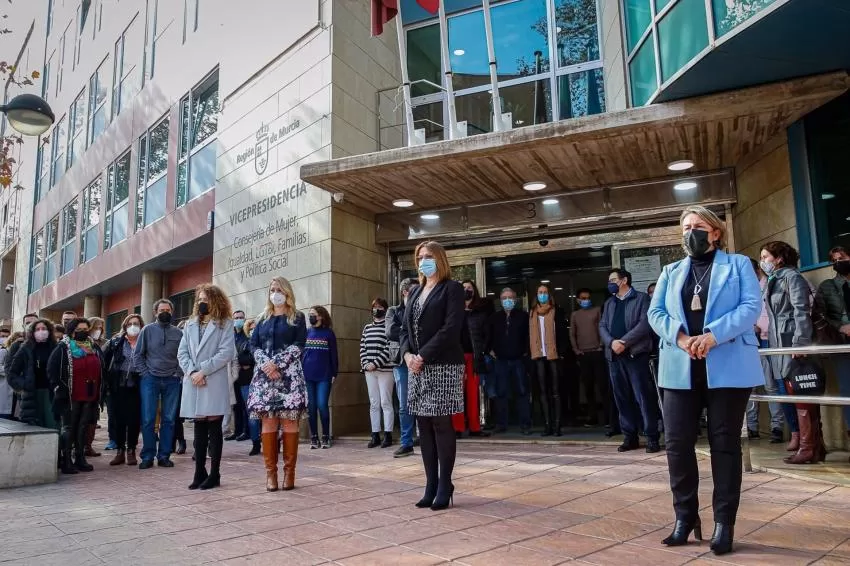Franco pone en valor el programa 'Sensibilízate' para concienciar contra la violencia de género en centros educativos
