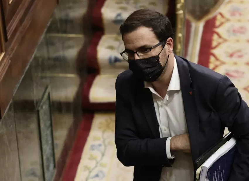 Garzón quiere que Yolanda Díaz acepte ser la candidata de un frente amplio